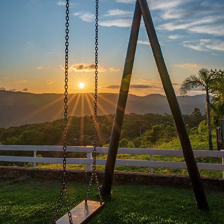 Stillo Gramado Linha Bonita, Charme E Tranquilidade Bagian luar foto